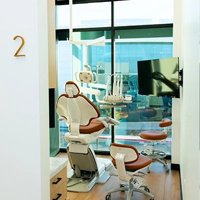 Prizm Dental Office Treatment Room Private treatment room at Prizm Dental & Veneers